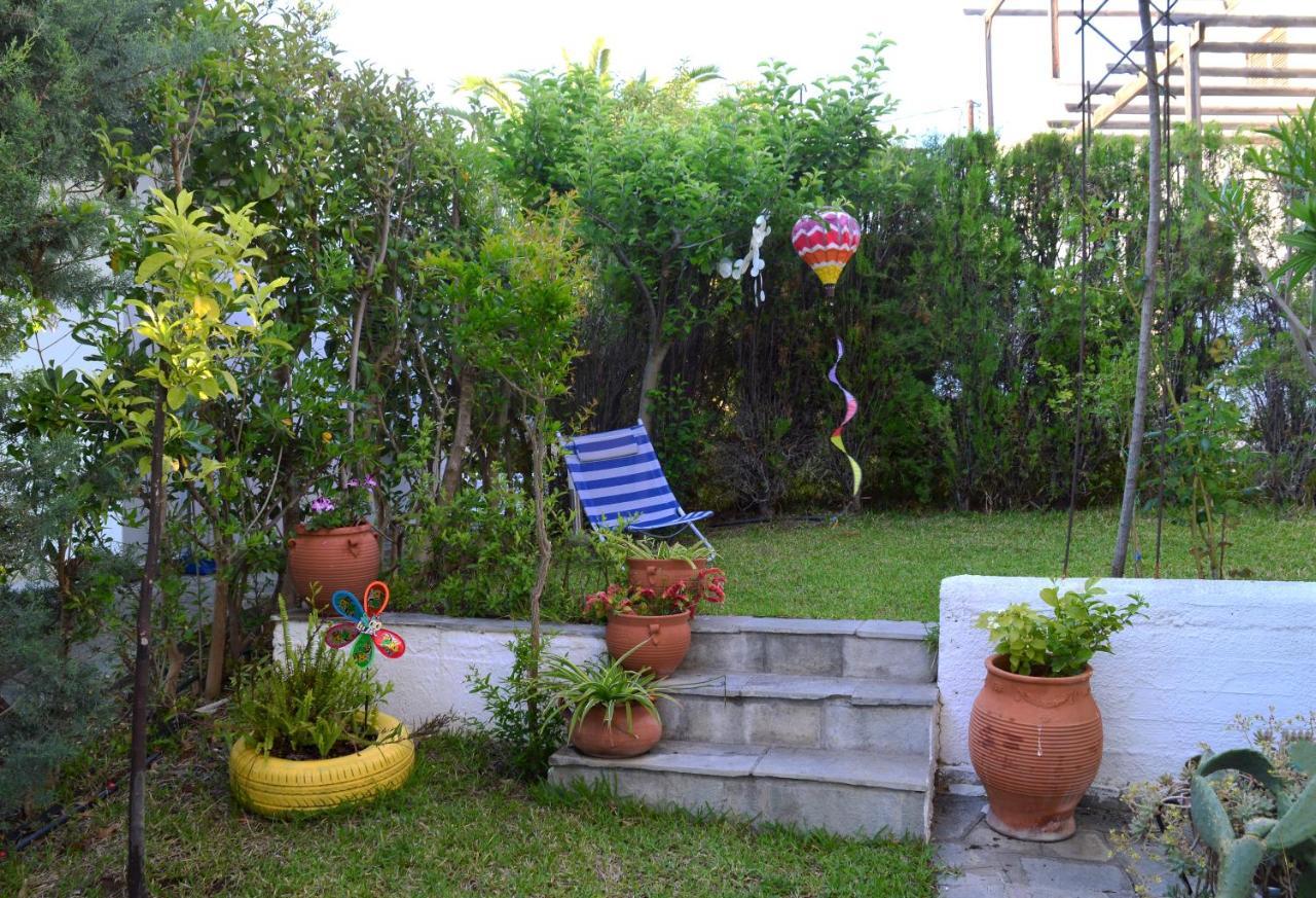 Villa Sonia'S House With Garden à Gerakini Extérieur photo